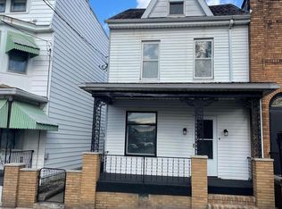 21 N Chestnut St, Mount Carmel, PA 17851