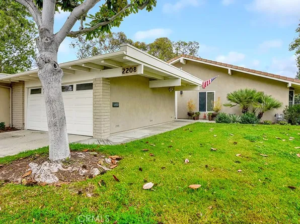 2208 Fortuna, Newport Beach, CA 92660