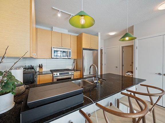 5th image of 7362 Elmbridge Way #1207