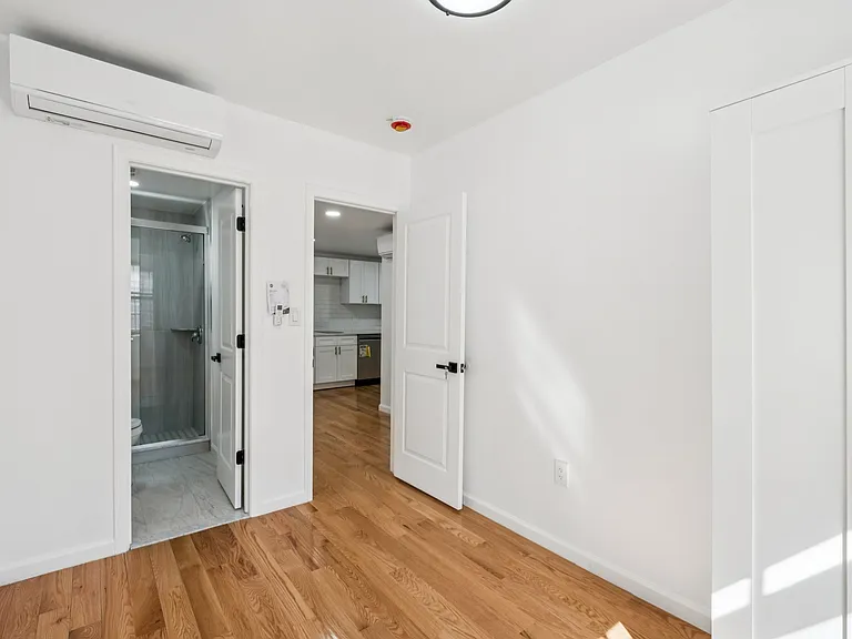 1223 Spruce St #3F — Photo 18