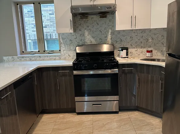 4223 165th St Floor 2, Flushing, NY 11358