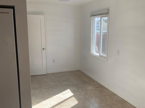 5th image of 1306 Regent St