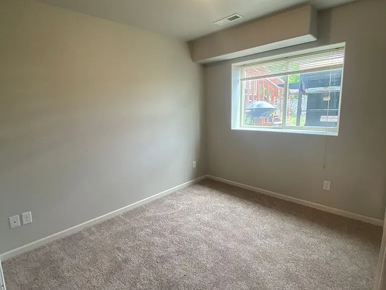 6587 Cambridge Pl — Photo 25