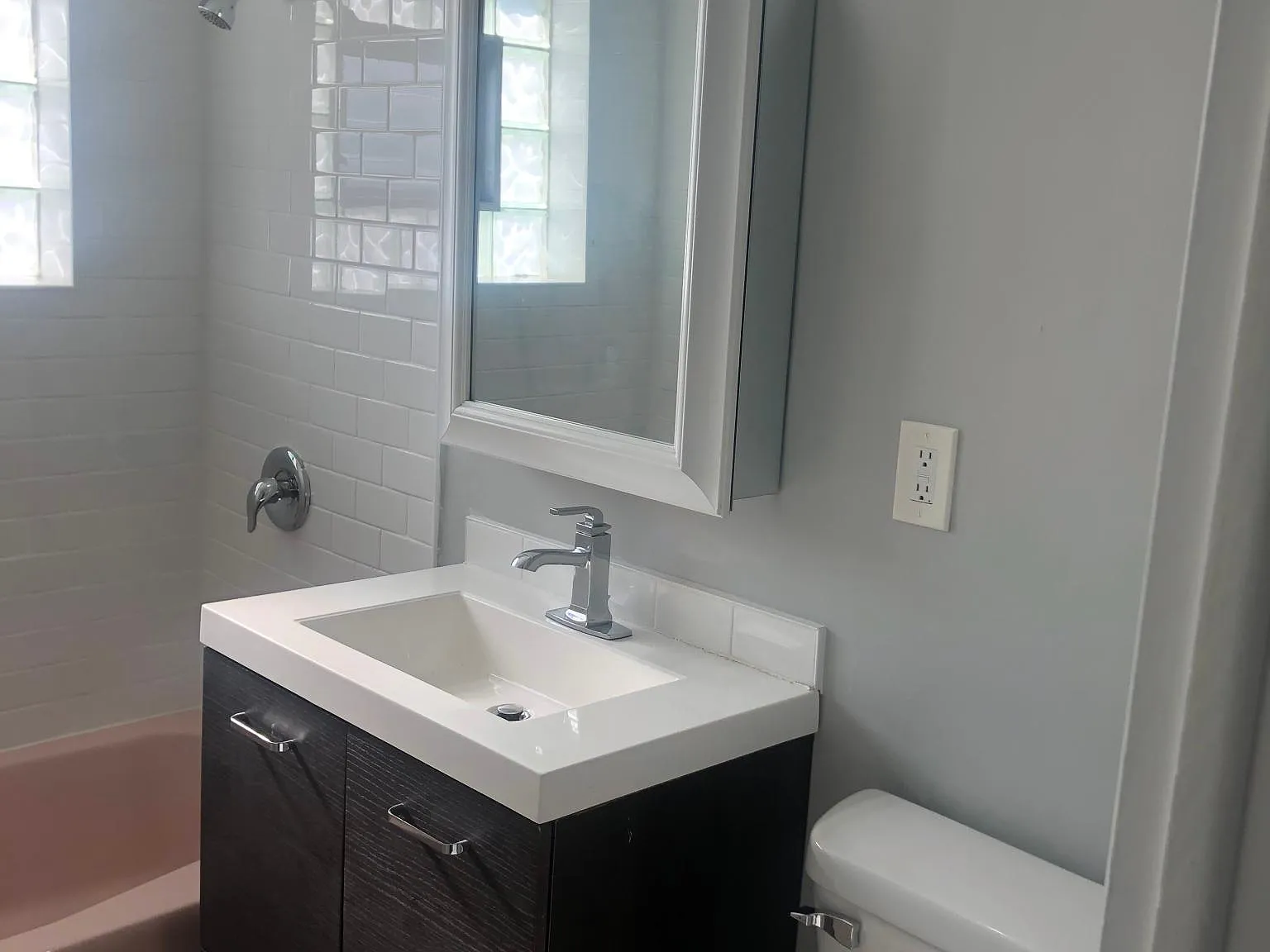 1479 Ashland Ave — Photo 4