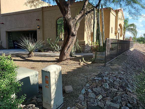 4th image of 588 E Weckl Pl