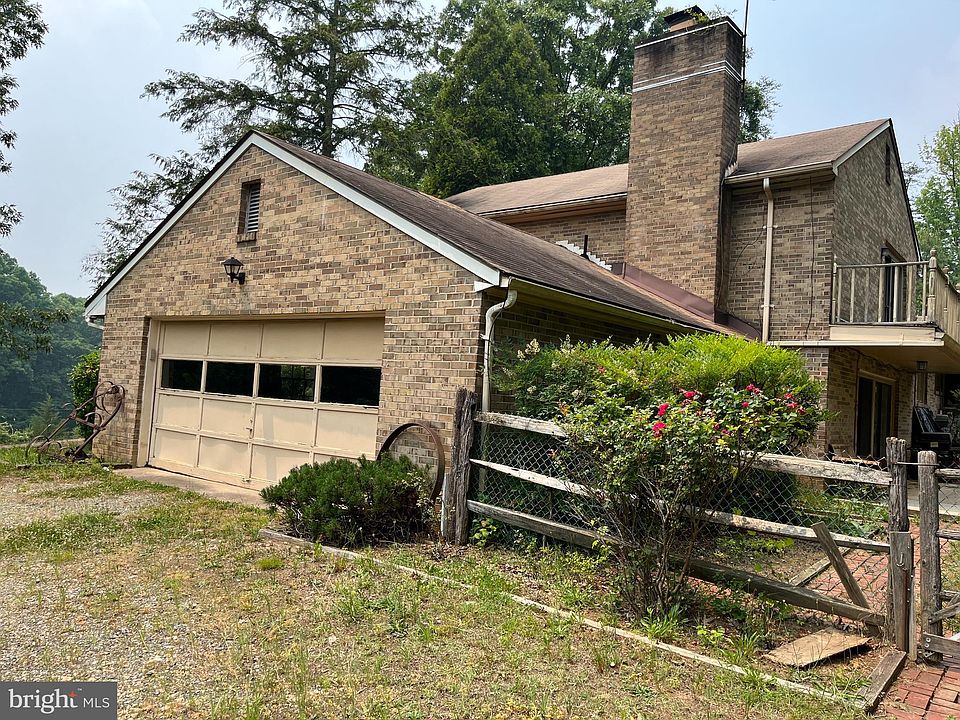 2nd image of 135 Bluebird Ln