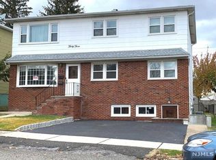 33 Jamie Ct, Bloomfield, NJ 07003