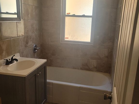 5th image of 3557 Van Buren St