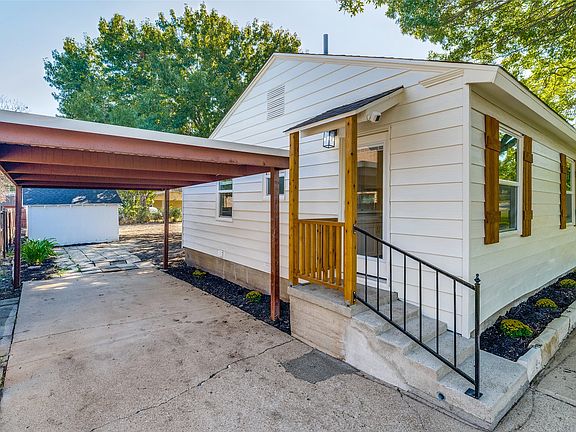 4th image of 4821 Langley Rd