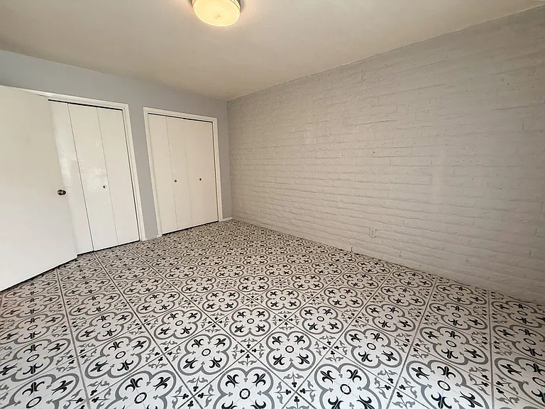 1122 S McClintock Dr #A — Photo 10