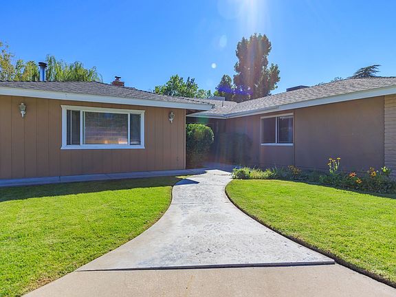 2nd image of 2606 Irene Way