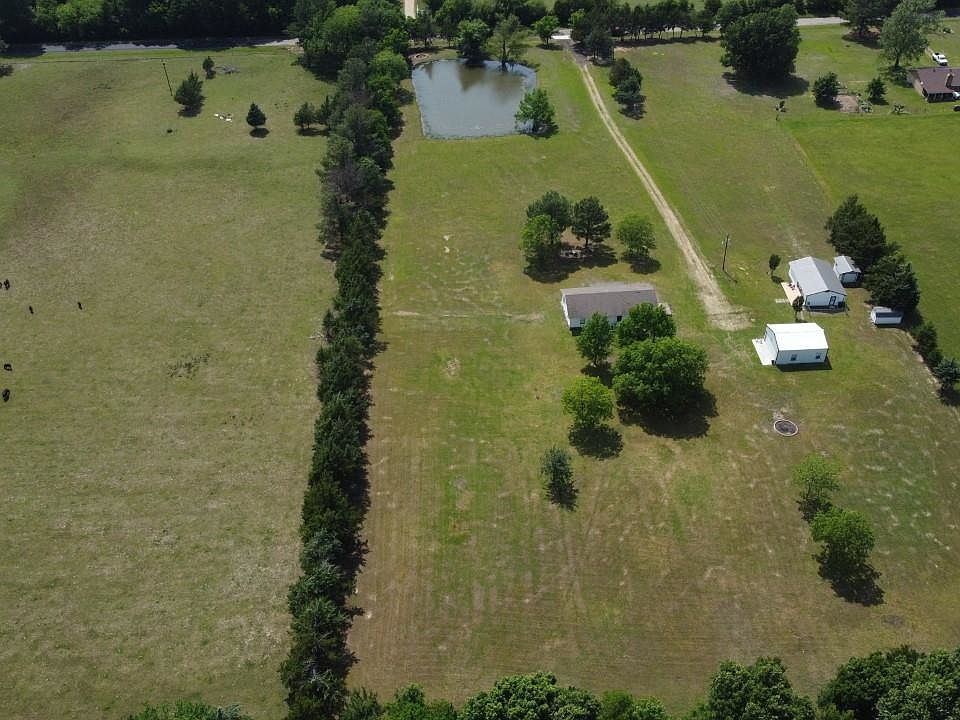 1130 County Road 42400, Paris, TX 75462 | MLS #37687 | Zillow