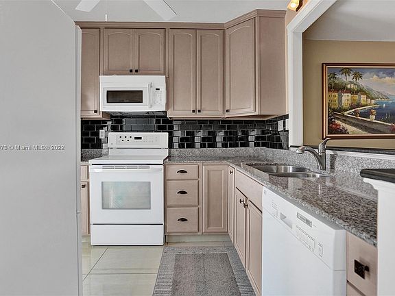 3rd image of 5103 NW 35th St APT 604