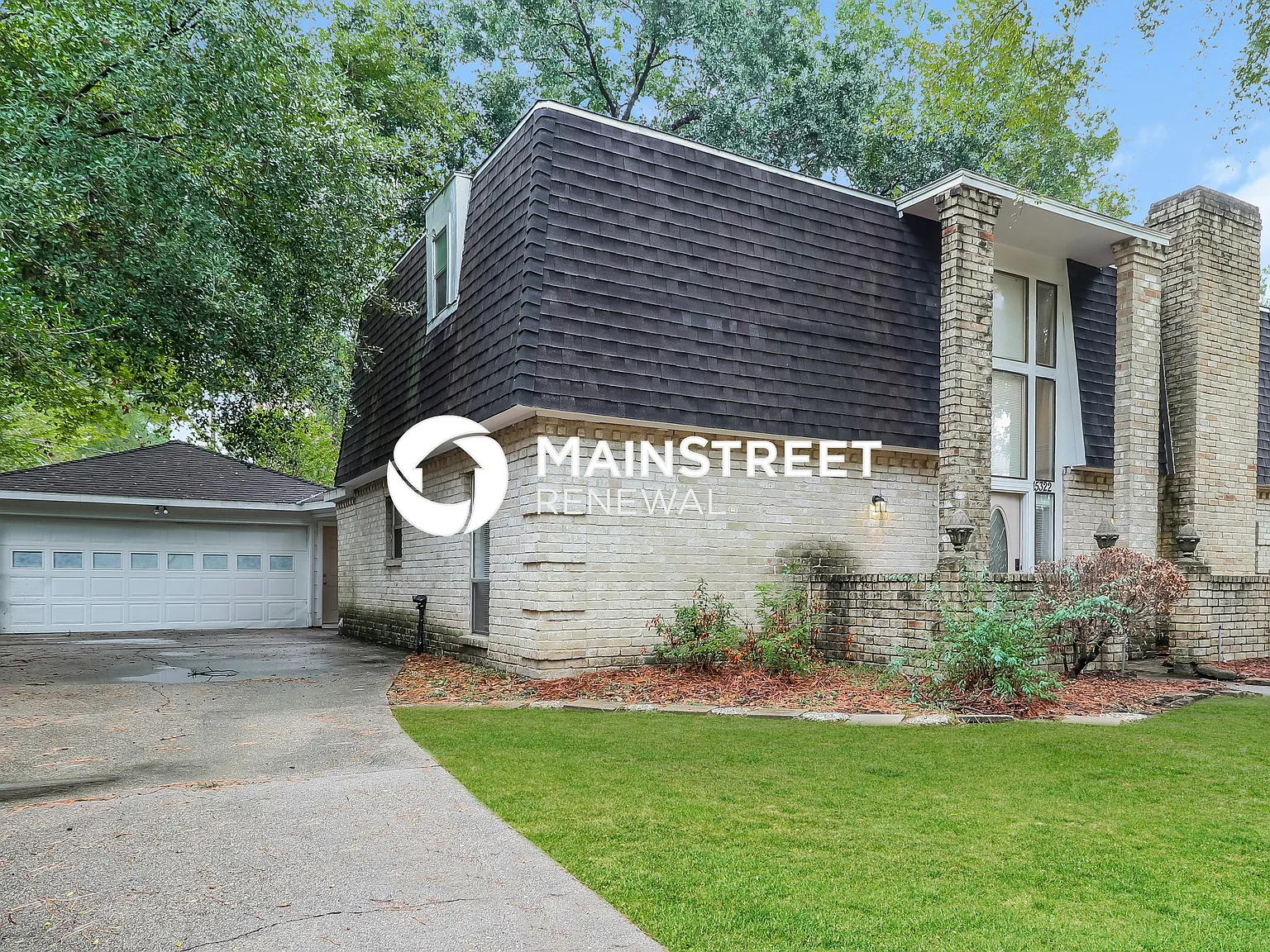 15322 Parkville Dr — Photo 2