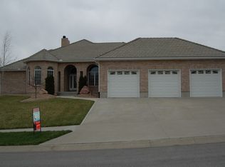3724 S Bryant Dr, Independence, MO 64055