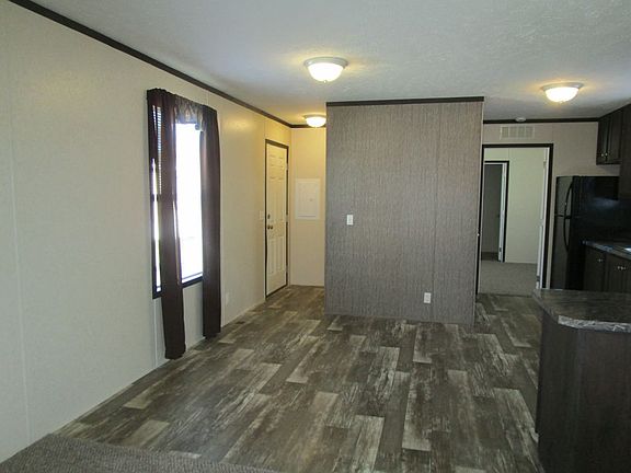 5th image of 23630 Pine Dr #203