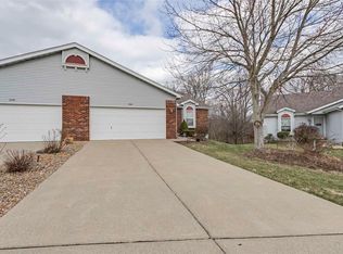 1566 Lienemann Dr, Saint Peters, MO