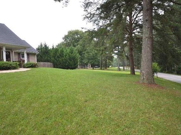 3rd image of 39 Gunnell Rd
