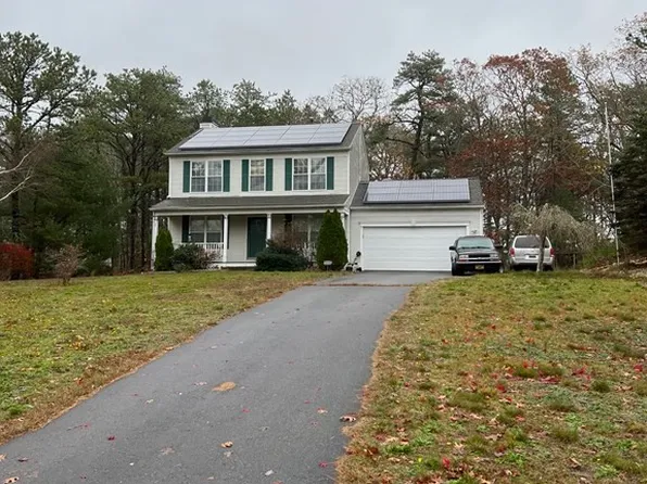 88 Long Duck Pond Rd, Plymouth, MA 02360
