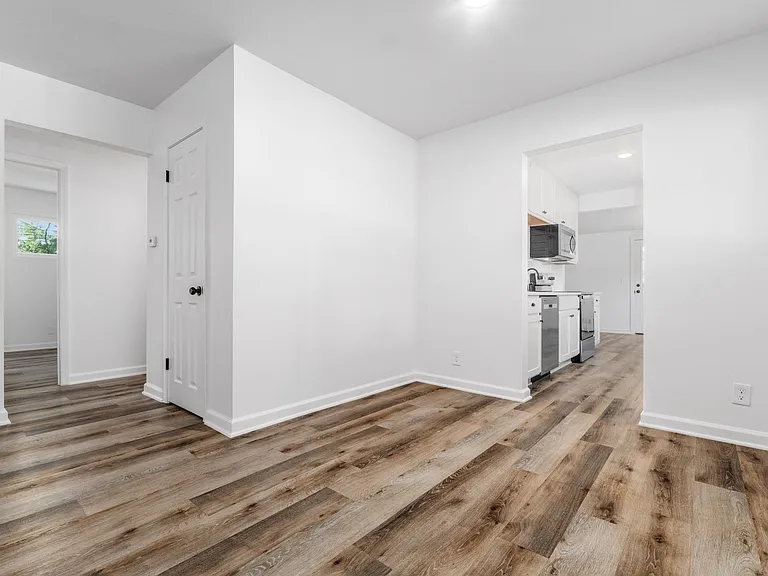 4363 Allen Dr — Photo 12