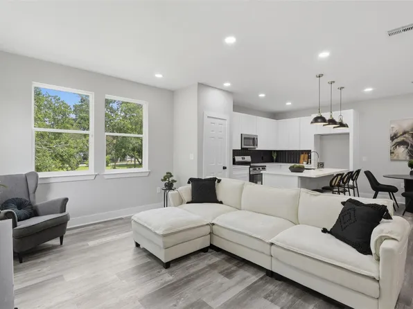 3806 Sayers St, Houston, TX 77026