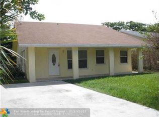 1916 SW 28th Way, Fort Lauderdale, FL 33312