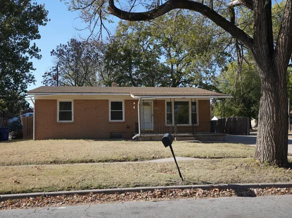 2455 N Somerset Ave, Wichita, KS 67204