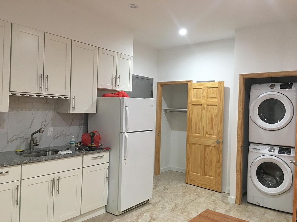 laundry. refrigerator. closet.