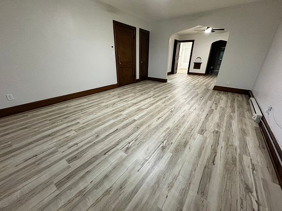 3rd image of 1721 15th St APT 4