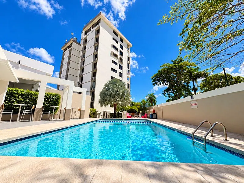 2 bed, 1.0 bath, 1000 sqft, $2,200 — Photo 2