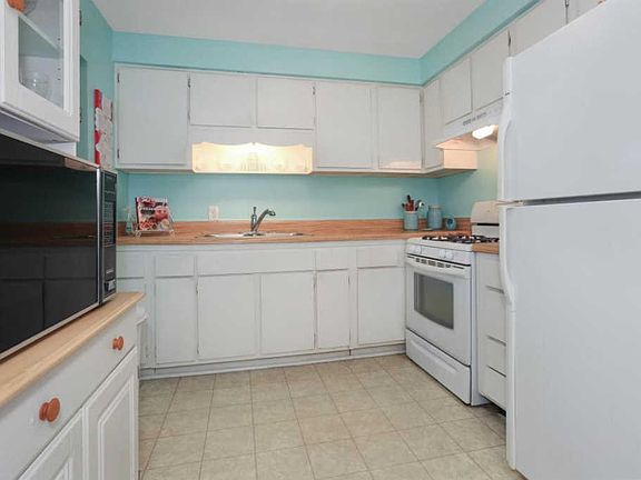 4th image of 1205 Cleveland Ave