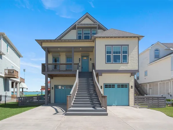 1534 Windsong Way, Tiki Island, TX 77554