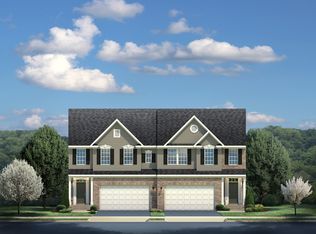 1043 Sears Cir #B, Elburn, IL 60119