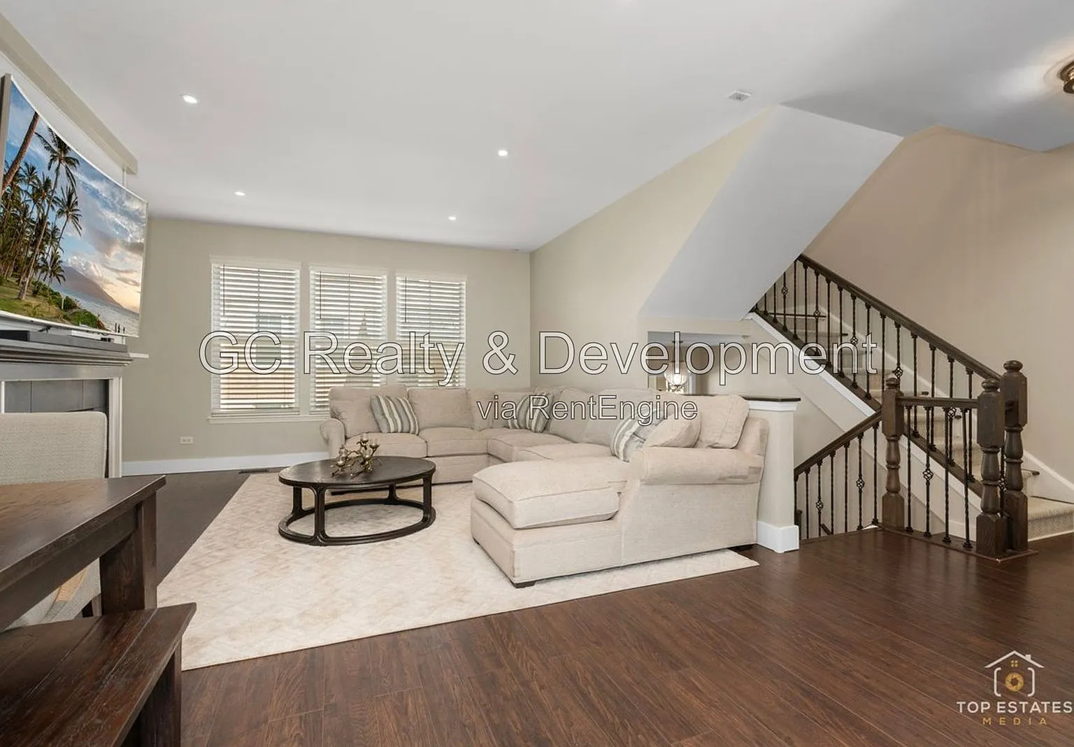 3 bed, 3.0 bath, 2370 sqft, $3,095 — Photo 3
