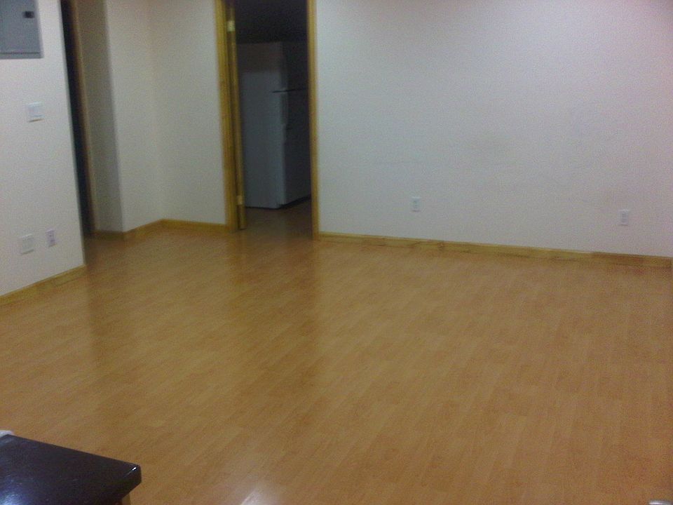 2nd image of 1718 W 13th St #4