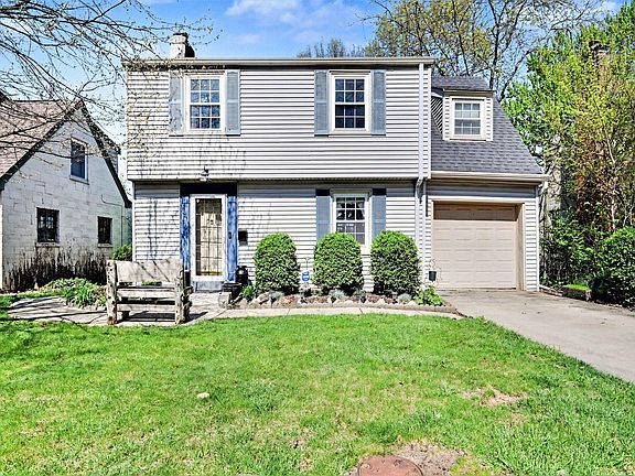 2nd image of 1122 Mount Allen Rd