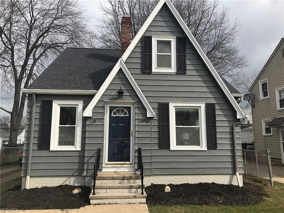 1st image of 20944 Stanford Ave