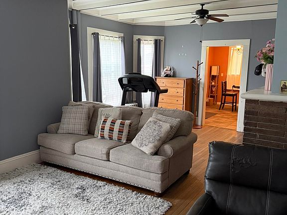 3rd image of 29 Chase Ave #31