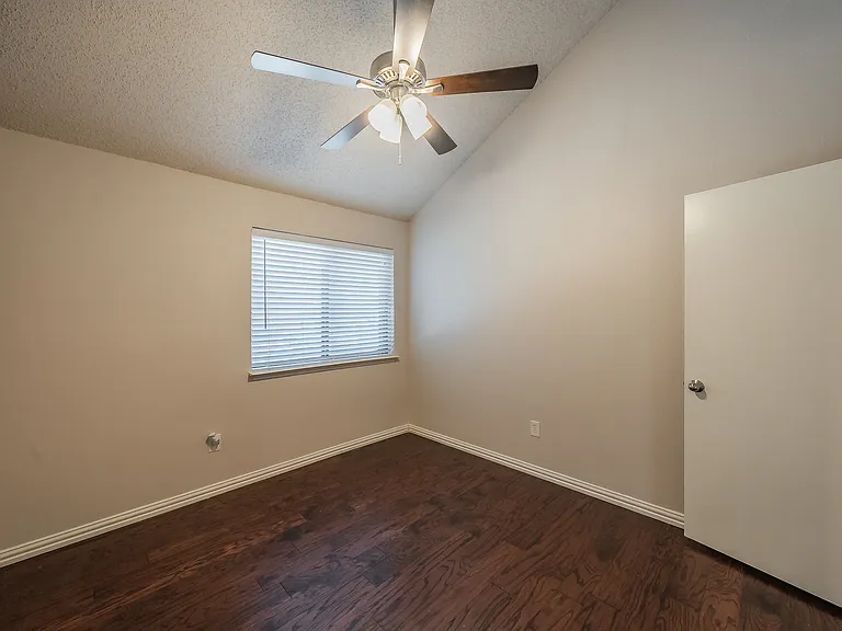 6402 Valleybrooke Ct — Photo 25