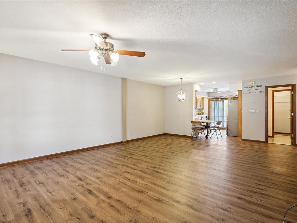 1410 Pembrook Cir #4, Goshen, IN 46526 | Zillow