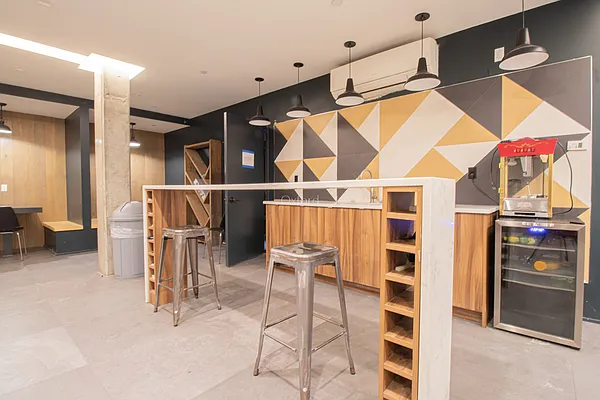 Rented by Oxford Property Group | media 66