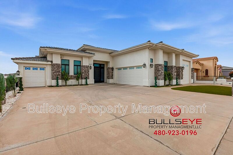 1st image of 1527 E Villa Maria Dr