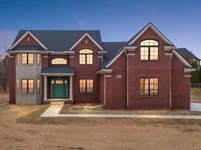 57095 Suncreek Ln, Washington, MI, 48094