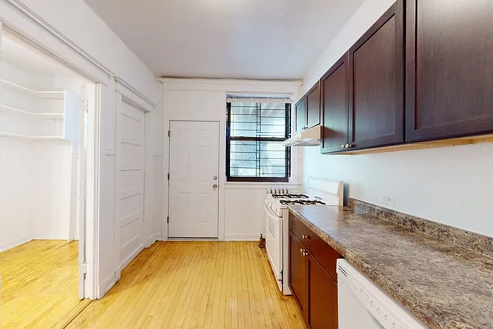 5335-5337 S. Woodlawn Avenue — Photo 22