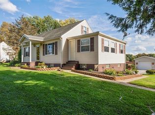 1647 Savannah Rd, New Castle, PA 16101