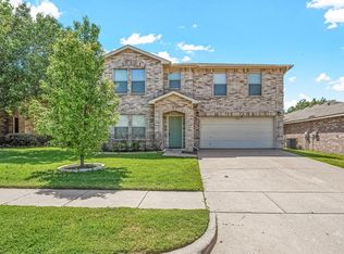 2012 Shawnee Trl, Justin, TX 76247