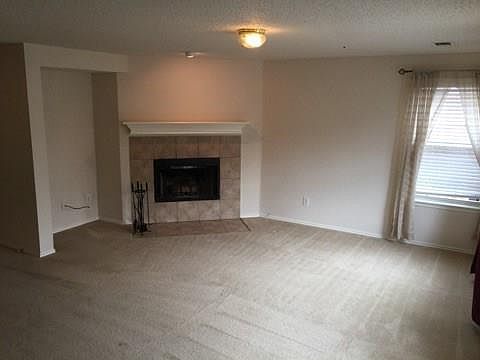 2nd image of 7901 Meadow View Trl