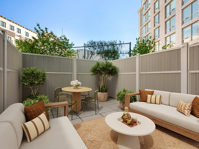 22-44 Jackson Ave #628 — Photo 3