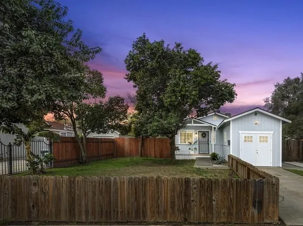 4030 42nd St, Sacramento, CA 95820