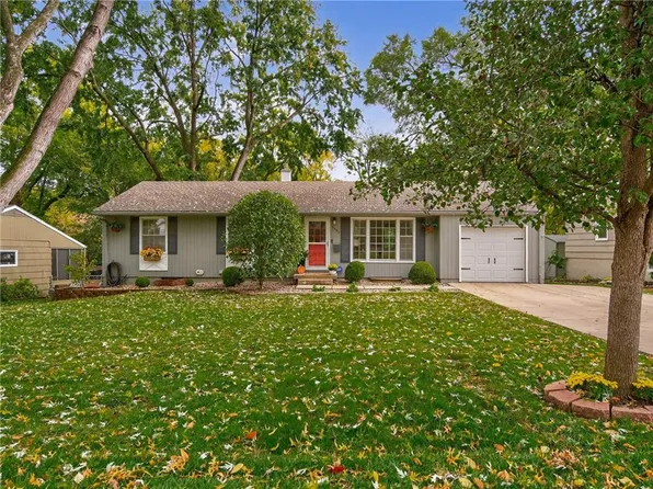 6407 W 62nd St, Mission, KS 66202